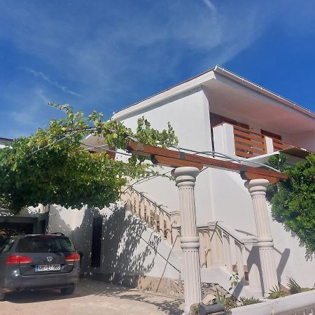 Studio Apartment Iva - 50 M From The Sea-Balcony パグ エクステリア 写真